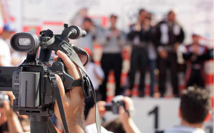 The Ethics of Sports Broadcasting: Balancing Objectivity and Passion